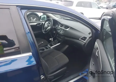 2017 Nissan Sentra S z USA, uszkodzony, nr VIN 3N1AB7AP7HY275646